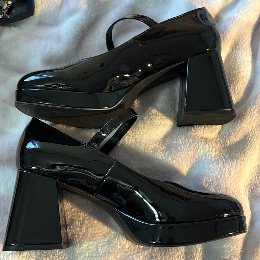 Madden girl platform heels